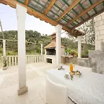 Kalajzic- Two Bedroom With Terrace A4 St Apartment Pucisca