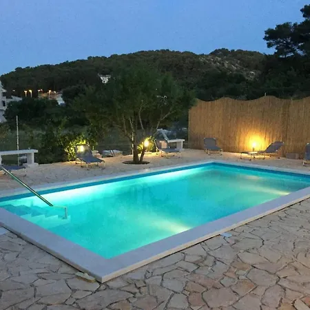Kalajzic- Two Bedroom With Terrace A4 St Pucisca